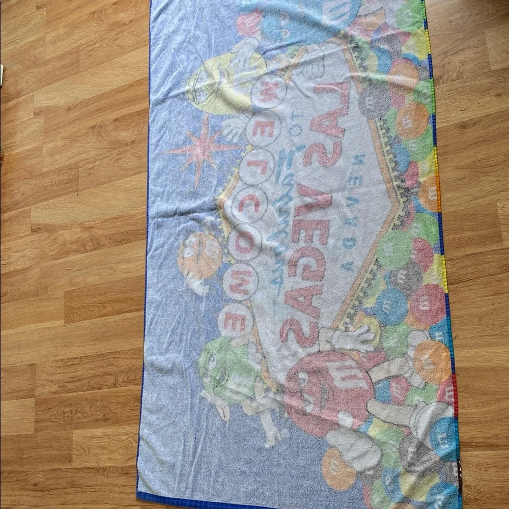 M&M'S Blue Las Vegas Graphic Beach Towel with Multicolor M&M Characters GUC